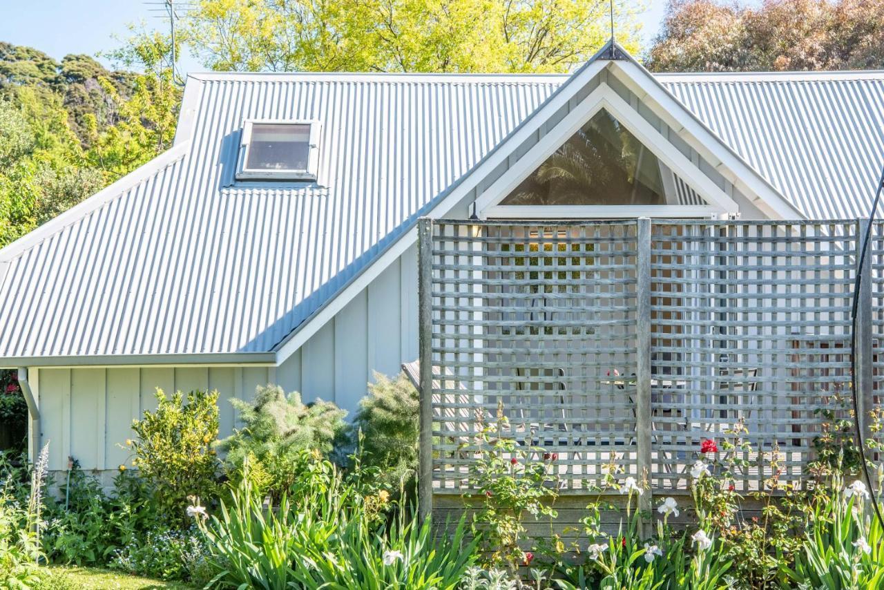 The Boathouse - Akaroa Holiday Home Bagian luar foto